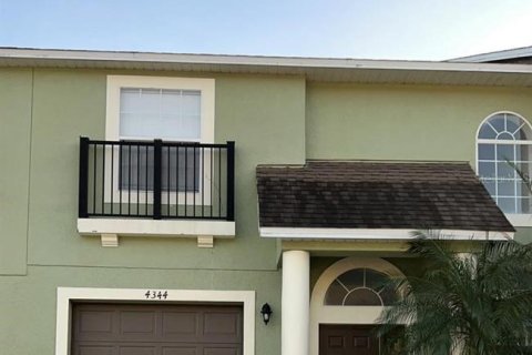 Touwnhouse à louer à Kissimmee, Floride: 3 chambres, 152.64 m2 № 2211106 - photo 2