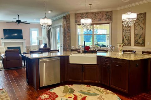 House in Plant City, Florida 5 bedrooms, 425.21 sq.m. № 1724006 - photo 20