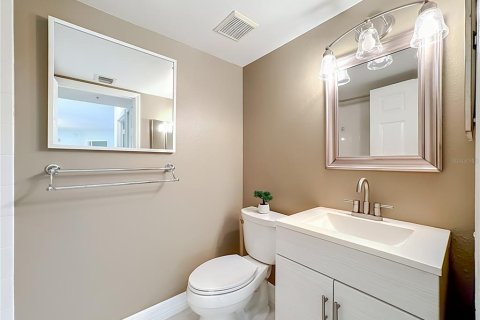 Copropriété à vendre à Bonita Springs, Floride: 2 chambres, 94.11 m2 № 2432729 - photo 24