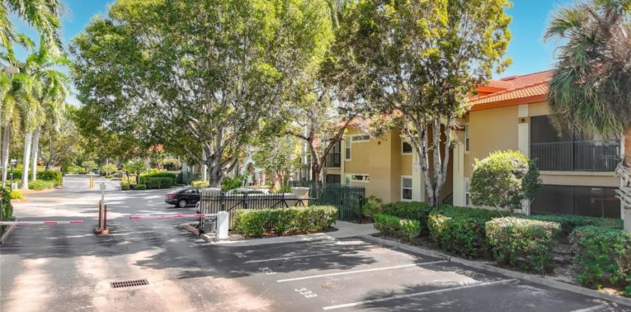 Condo à Bonita Springs, Floride, 2 chambres  № 2432729