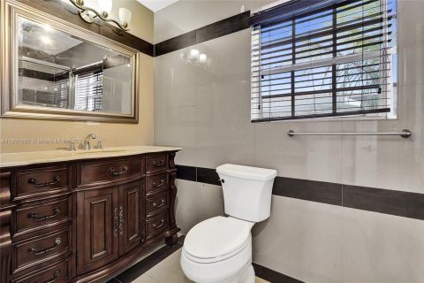 Casa en alquiler en Hollywood, Florida, 3 dormitorios, 134.89 m2 № 1948872 - foto 16
