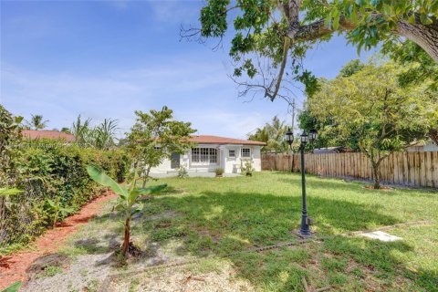 Casa en alquiler en Hollywood, Florida, 3 dormitorios, 134.89 m2 № 1948872 - foto 21