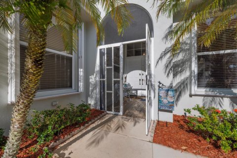 Villa ou maison à vendre à Hobe Sound, Floride: 3 chambres, 187.38 m2 № 2407946 - photo 8
