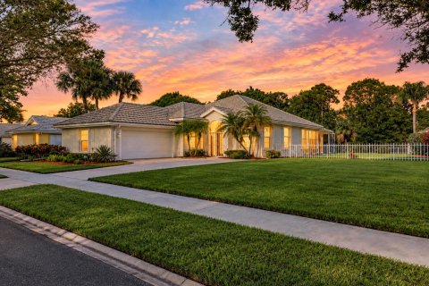 Villa ou maison à vendre à Hobe Sound, Floride: 3 chambres, 187.38 m2 № 2407946 - photo 2