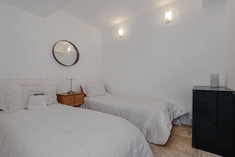 Condominio en alquiler en Miami Beach, Florida, 1 dormitorio, 81.75 m2 № 2077563 - foto 14