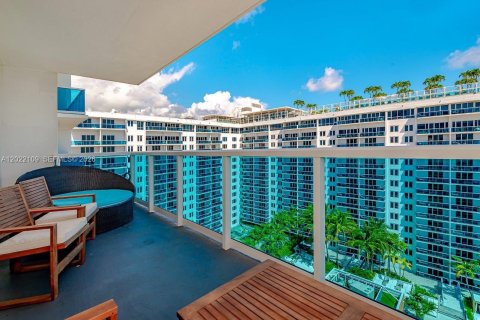 Condominio en alquiler en Miami Beach, Florida, 1 dormitorio, 81.75 m2 № 2077563 - foto 19