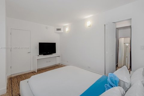 Condominio en alquiler en Miami Beach, Florida, 1 dormitorio, 81.75 m2 № 2077563 - foto 8