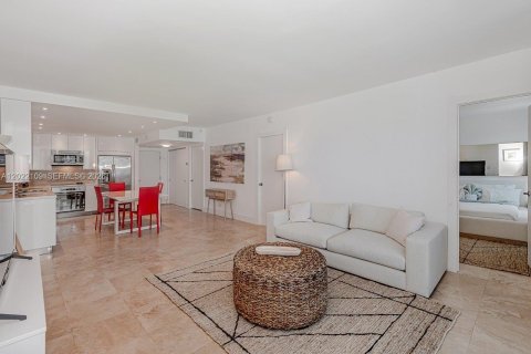 Condominio en alquiler en Miami Beach, Florida, 1 dormitorio, 81.75 m2 № 2077563 - foto 3