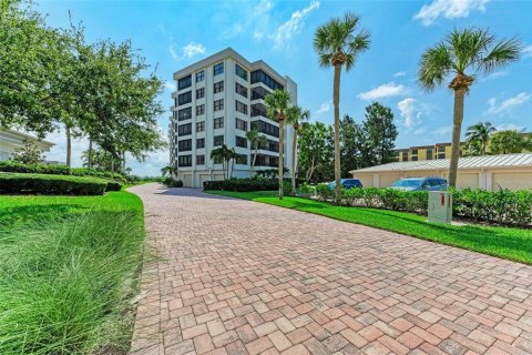 Copropriété à louer à Sarasota, Floride: 3 chambres, 164.34 m2 № 1314383 - photo 5