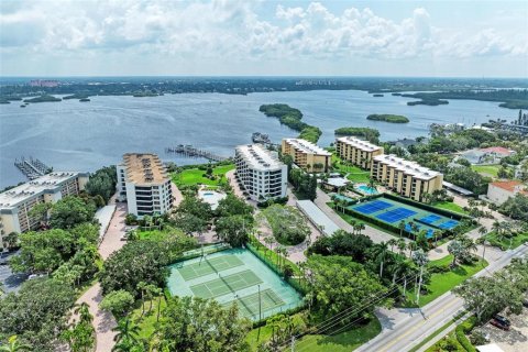 Copropriété à louer à Sarasota, Floride: 3 chambres, 164.34 m2 № 1314383 - photo 3
