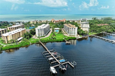 Copropriété à louer à Sarasota, Floride: 3 chambres, 164.34 m2 № 1314383 - photo 1