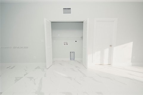 Снять в аренду виллу или дом в Помпано-Бич, Флорида 3 спальни, 148.46м2, № 2004885 - фото 11