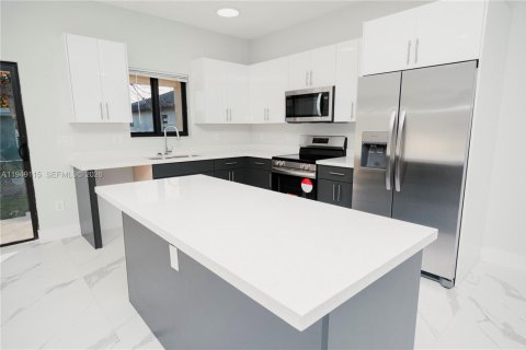 Снять в аренду виллу или дом в Помпано-Бич, Флорида 3 спальни, 148.46м2, № 2004885 - фото 9