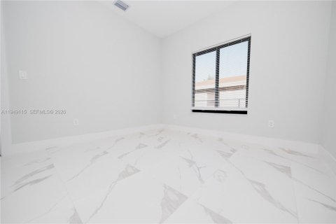 Снять в аренду виллу или дом в Помпано-Бич, Флорида 3 спальни, 148.46м2, № 2004885 - фото 30