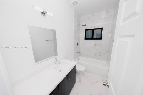 Снять в аренду виллу или дом в Помпано-Бич, Флорида 3 спальни, 148.46м2, № 2004885 - фото 21