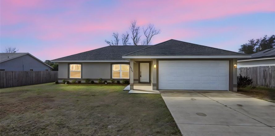 Villa ou maison à Deltona, Floride 3 chambres, 131.27 m2 № 2114472