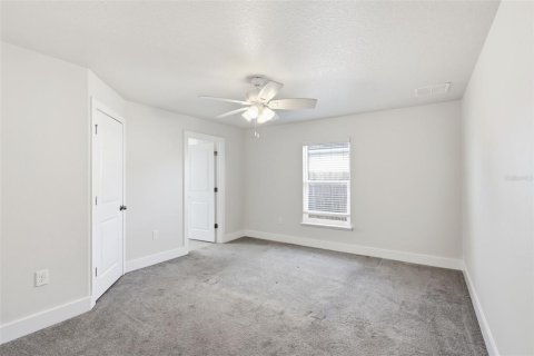 Villa ou maison à louer à Deltona, Floride: 3 chambres, 131.27 m2 № 2114472 - photo 15