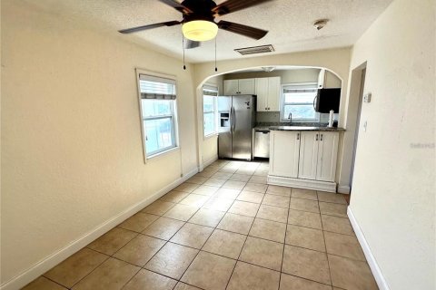 Appartement à louer à Saint Petersburg, Floride: 1 chambre, 40.88 m2 № 2109457 - photo 3