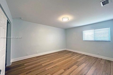 Купить таунхаус в Маргит, Флорида 3 спальни, 128.76м2, № 1956887 - фото 30