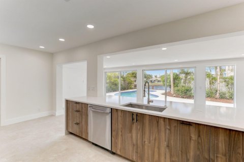 House in Fort Lauderdale, Florida 3 bedrooms, 218.23 sq.m. № 2174236 - photo 24