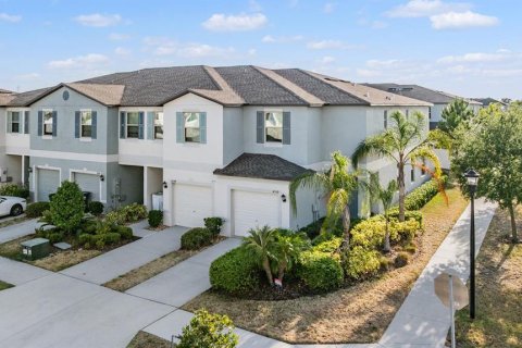 Touwnhouse à vendre à Tampa, Floride: 2 chambres, 143.81 m2 № 1906385 - photo 11
