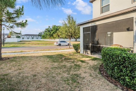 Touwnhouse à vendre à Tampa, Floride: 2 chambres, 143.81 m2 № 1906385 - photo 25