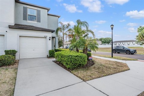Touwnhouse à vendre à Tampa, Floride: 2 chambres, 143.81 m2 № 1906385 - photo 26