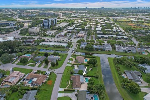 Снять в аренду виллу или дом в Палм-Бич-Гарденс, Флорида 3 спальни, 203.18м2, № 1984598 - фото 15