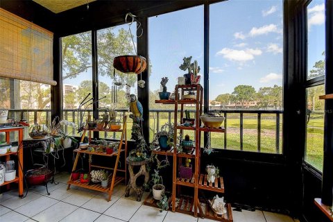 Condo in Saint Petersburg, Florida, 2 bedrooms  № 1614778 - photo 20