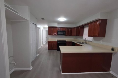 House in Dunedin, Florida 3 bedrooms, 123.93 sq.m. № 1771837 - photo 7