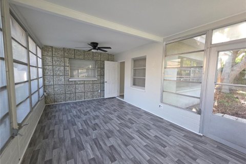 House in Dunedin, Florida 3 bedrooms, 123.93 sq.m. № 1771837 - photo 11