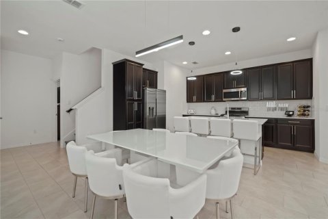 Adosado en venta en Apollo Beach, Florida, 4 dormitorios, 183.57 m2 № 1918670 - foto 7