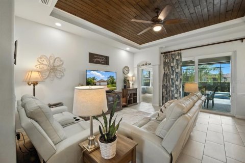 Casa en venta en Palm Coast, Florida, 4 dormitorios, 176.05 m2 № 1901775 - foto 10