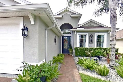 Casa en venta en Palm Coast, Florida, 4 dormitorios, 176.05 m2 № 1901775 - foto 3