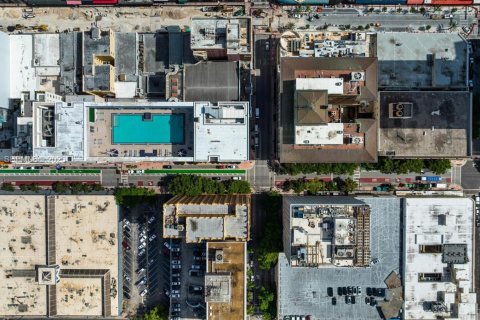 Снять в аренду кондоминиум в Майами, Флорида 2 спальни, 90.77м2, № 1990529 - фото 29