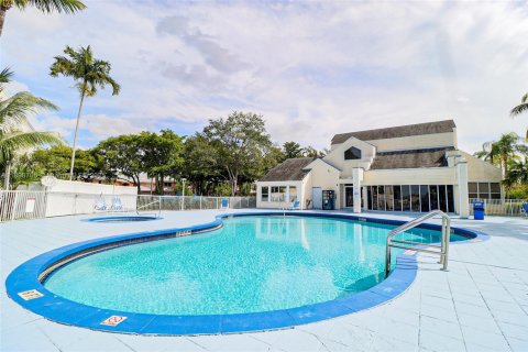 Copropriété à vendre à Oakland Park, Floride: 2 chambres, 94.76 m2 № 1950556 - photo 26