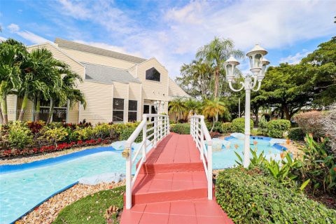 Copropriété à vendre à Oakland Park, Floride: 2 chambres, 94.76 m2 № 1950556 - photo 22