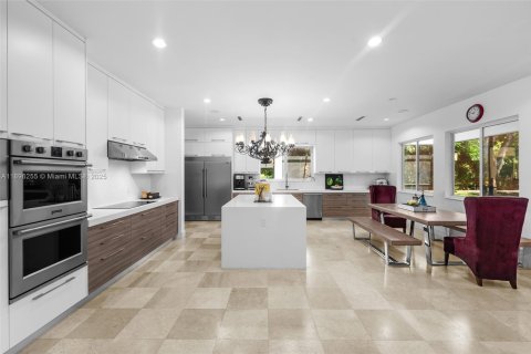 House in Pinecrest, Florida 7 bedrooms № 2062058 - photo 15