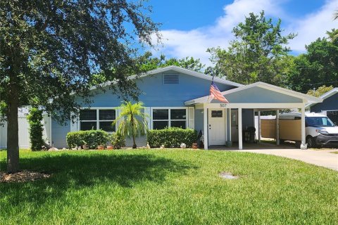 Casa en venta en Largo, Florida, 2 dormitorios, 104.42 m2 № 1900343 - foto 1