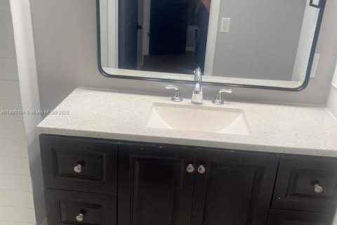 Copropriété à louer à Miami, Floride: 2 chambres, 84.73 m2 № 1946905 - photo 28