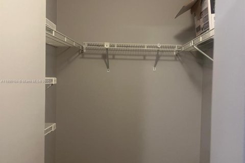 Copropriété à louer à Miami, Floride: 2 chambres, 84.73 m2 № 1946905 - photo 25
