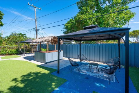 Commercial property in Fort Lauderdale, Florida 126.25 sq.m. № 1965326 - photo 3