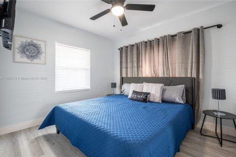 Commercial property in Fort Lauderdale, Florida 126.25 sq.m. № 1965326 - photo 14