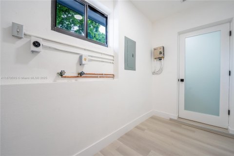 Купить виллу или дом в Майами-Гарденс, Флорида 4 спальни, 134.8м2, № 1977666 - фото 19