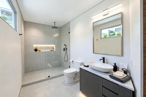 Villa ou maison à vendre à Oakland Park, Floride: 4 chambres, 251.77 m2 № 2262689 - photo 8