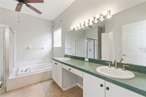 House in Trinity, Florida 6 bedrooms, 233 sq.m. № 2129300 - photo 25