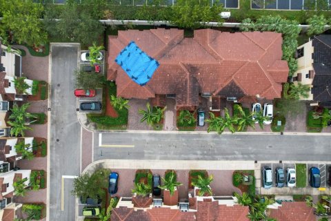 Townhouse in Coconut Creek, Florida 3 bedrooms, 122.26 sq.m. № 2431362 - photo 28