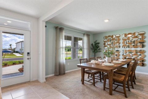 House in New Smyrna Beach, Florida 5 bedrooms, 241.64 sq.m. № 1913596 - photo 2