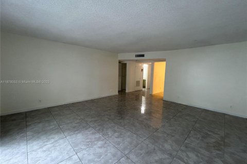 Copropriété à vendre à Lauderhill, Floride: 1 chambre, 86.21 m2 № 1981420 - photo 8