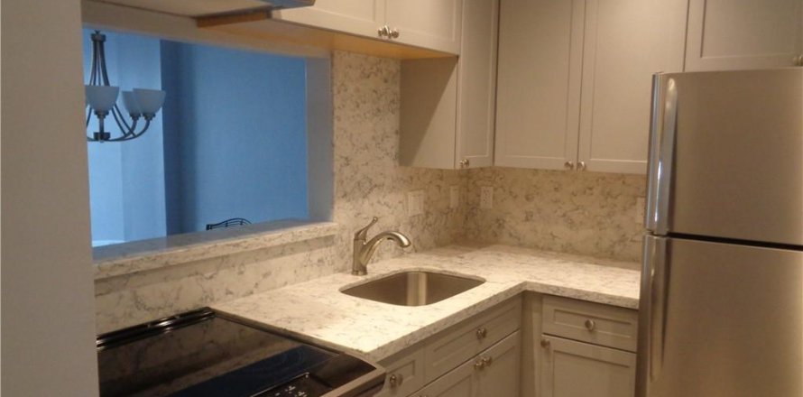 Condominio en Fort Lauderdale, Florida, 2 dormitorios  № 2260152